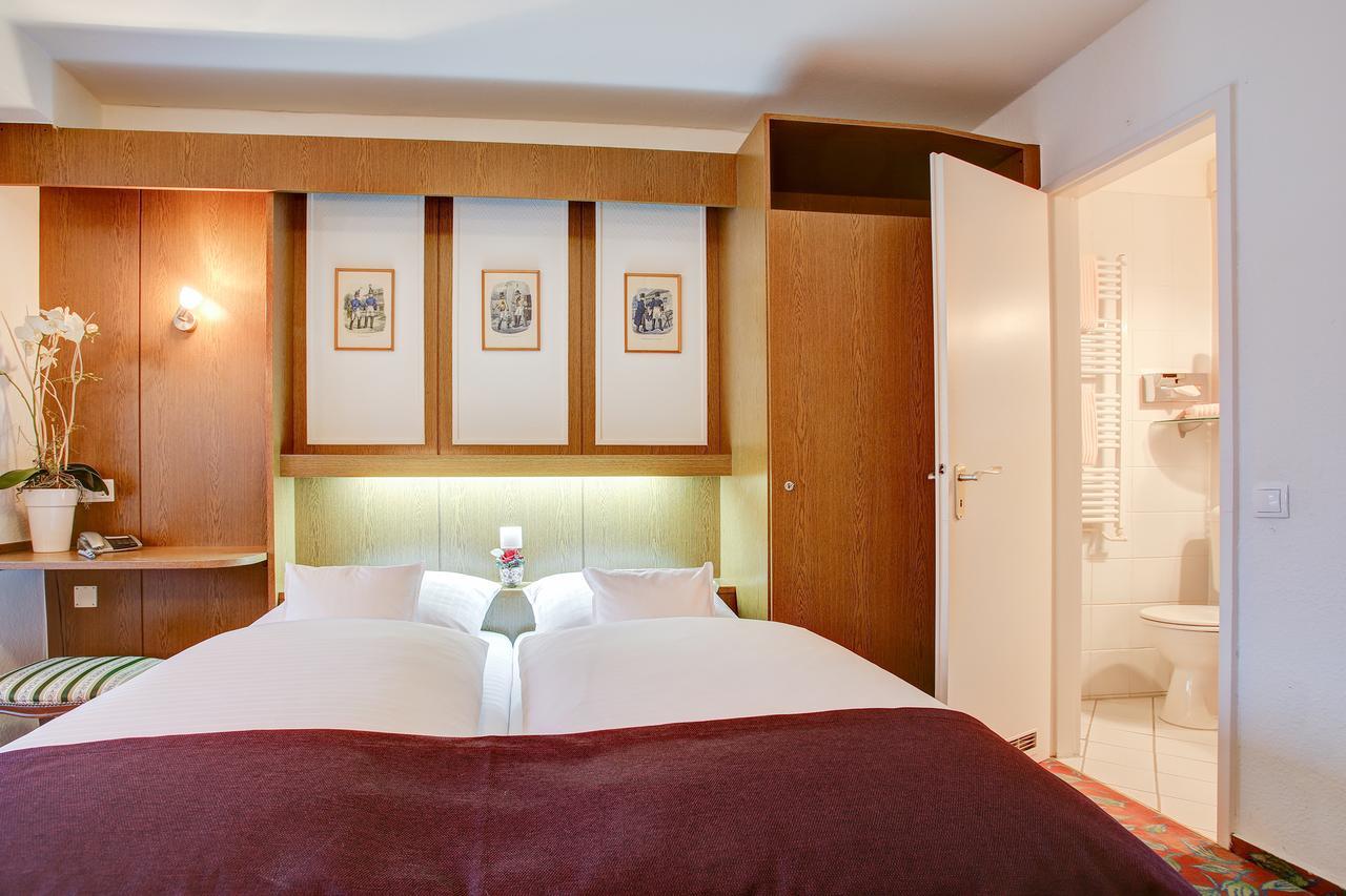 Ina Hotel Consul Kiel Exterior photo