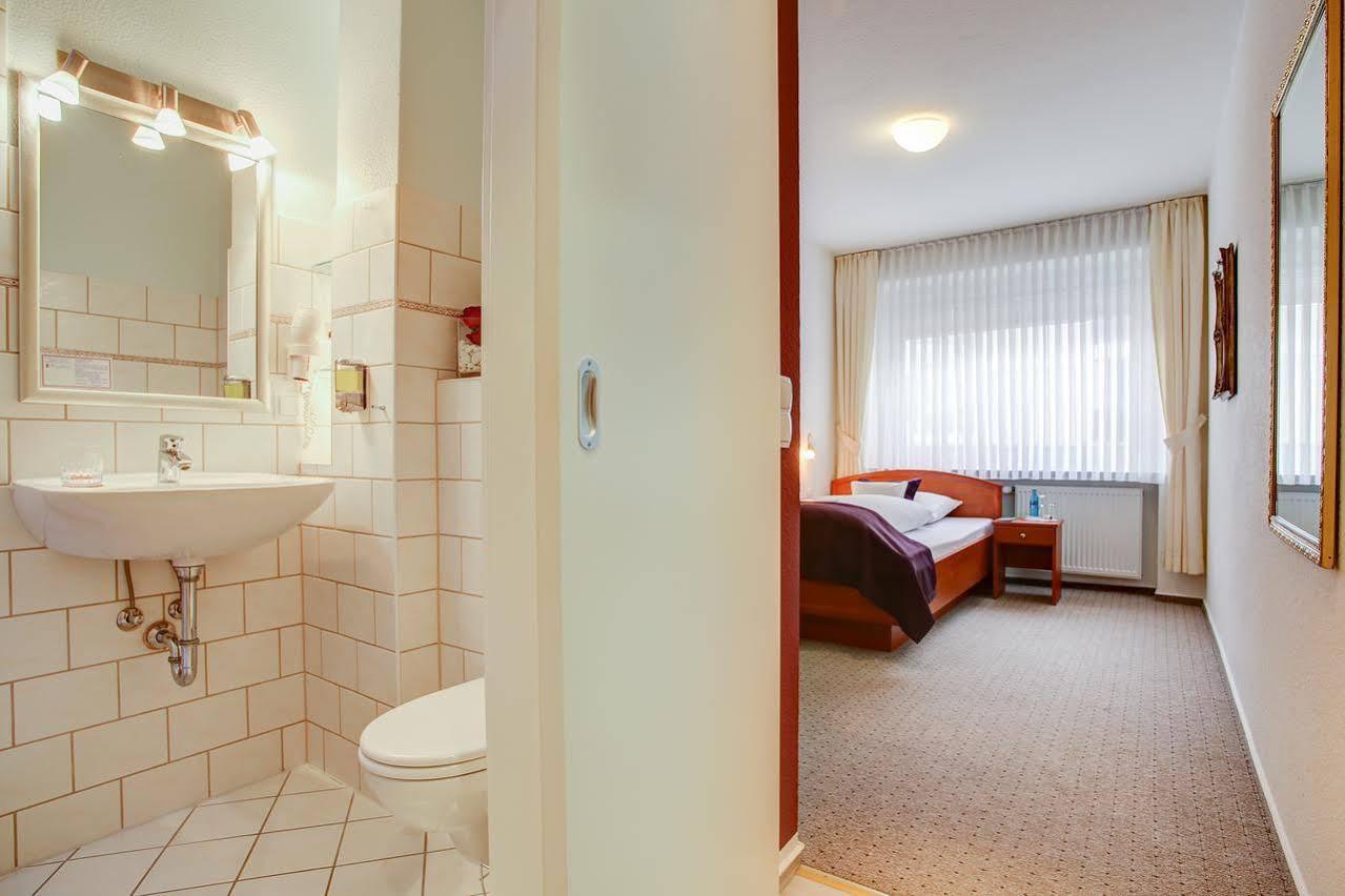 Ina Hotel Consul Kiel Exterior photo